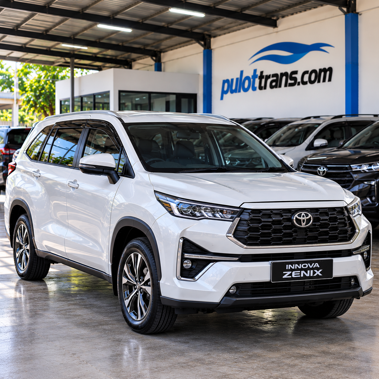 Toyota Innova Zenix di Showroom Modern